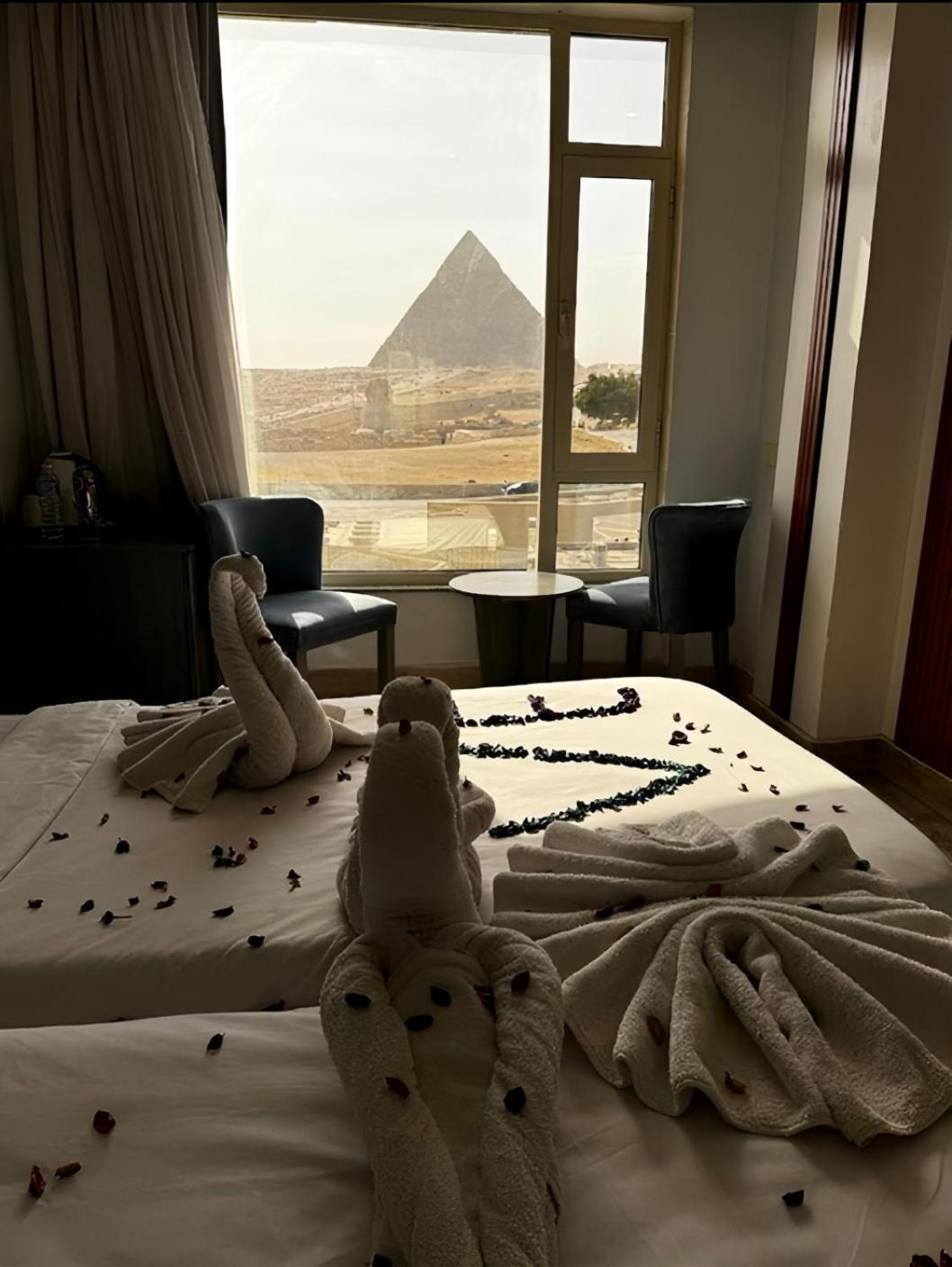 Middle East Pyramids Hotel Kafrat al Jabal Exterior foto