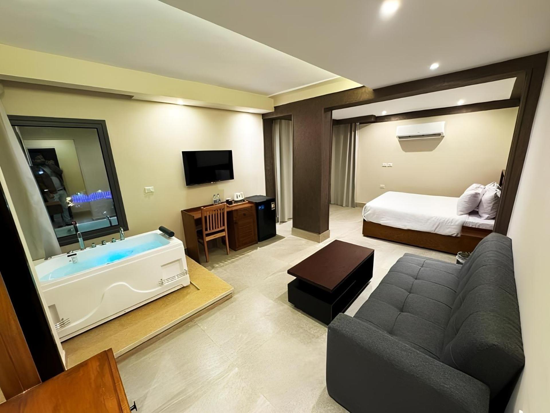 Middle East Pyramids Hotel Kafrat al Jabal Exterior foto